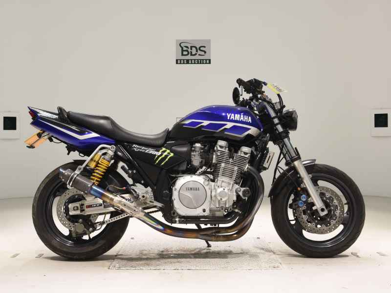 Yamaha XJR1300 2001