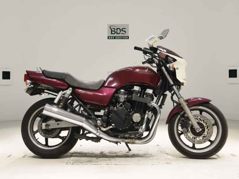 Honda CB750 1996