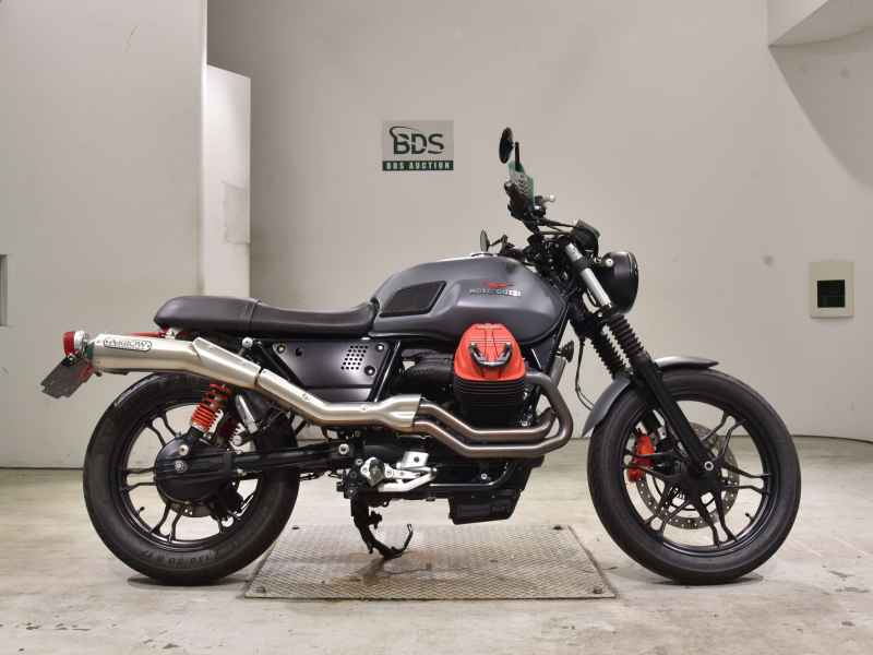 Moto Guzzi  V7 3 STONE 2019