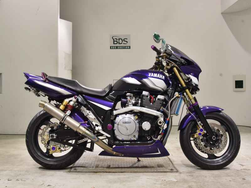 Yamaha XJR1300 2001