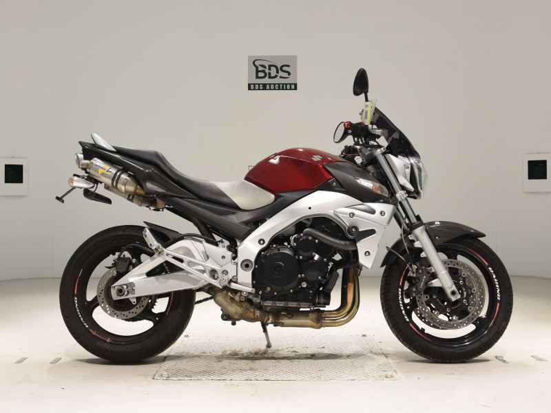 Suzuki GSR600 2009