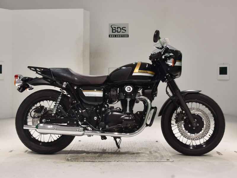 Kawasaki W800 Cafe 2022