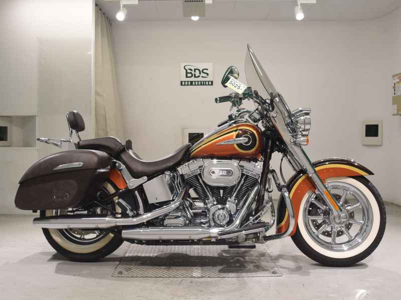 Harley-Davidson FLSTNSE1800CVO 2014