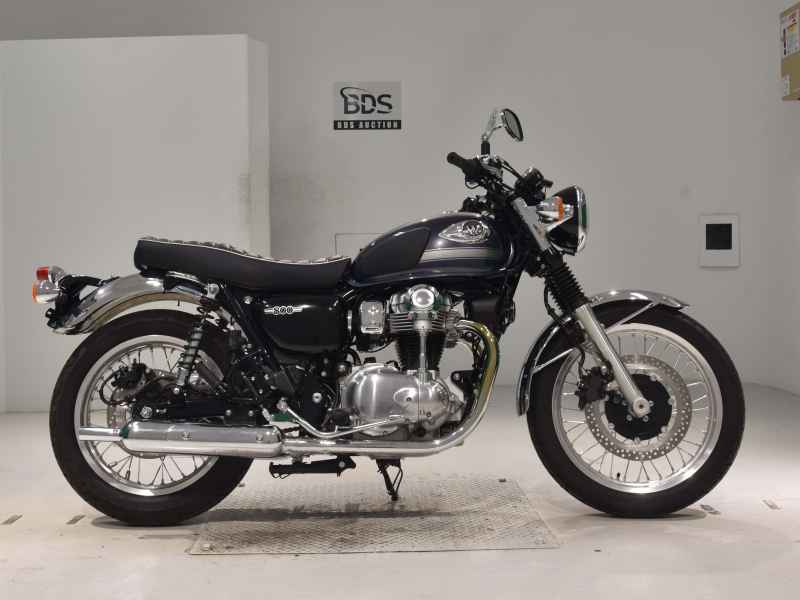 Kawasaki W800 2022