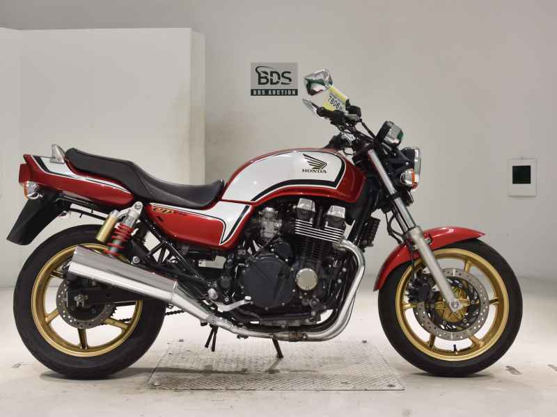 Honda CB750 2009