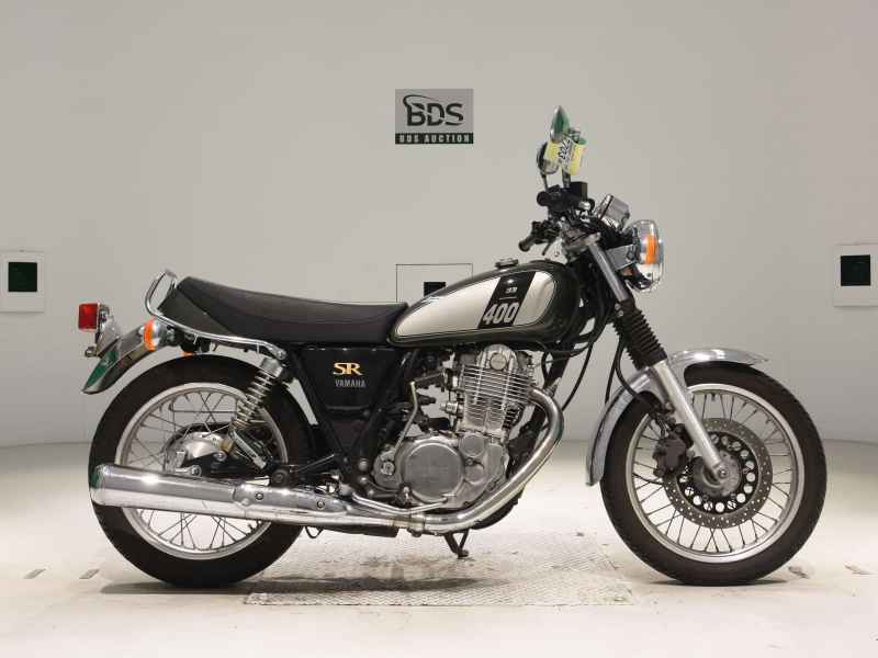 Yamaha SR400 2017