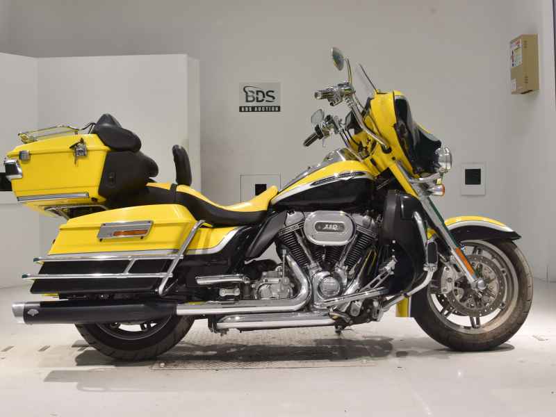 Harley-Davidson FLHTCUSE1800CVO 2012