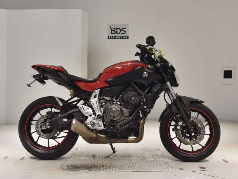 Yamaha MT-07 2015