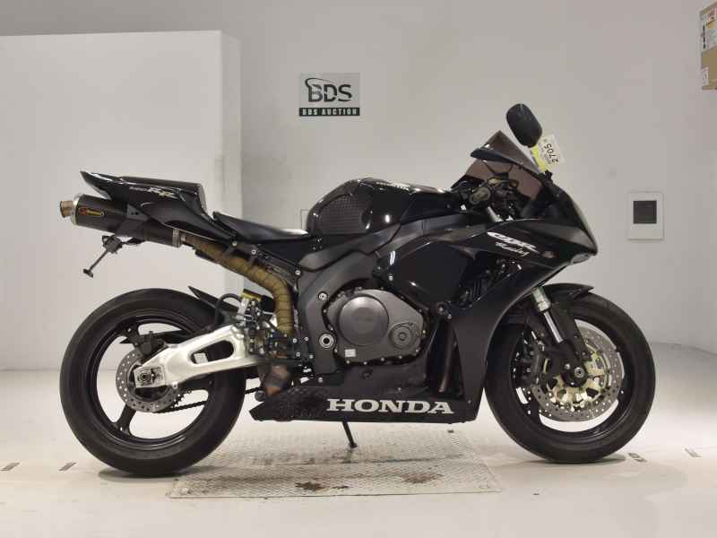 Honda CBR1000RR 2006