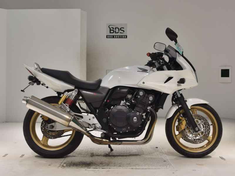 Honda CB400 Super Boldor 2013