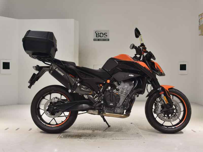 KTM 890 Duke R 2022