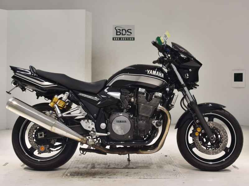 Yamaha XJR1300 2016