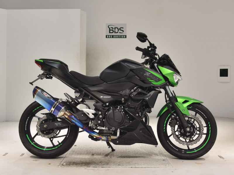 Kawasaki Z400 2021