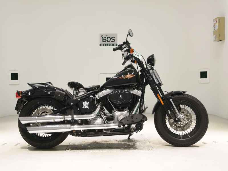 Harley-Davidson FLSTSB1580 2011