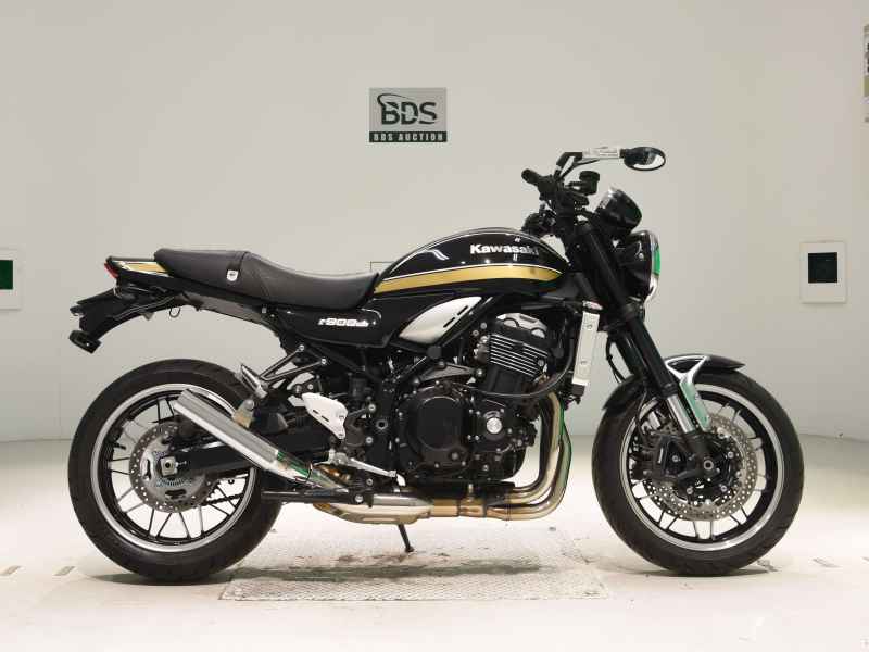 Kawasaki Z900RS 2022