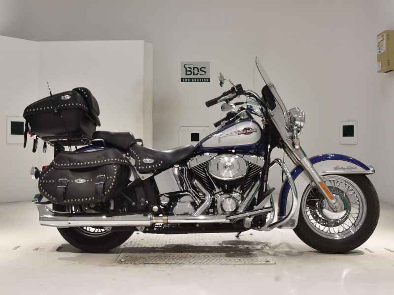 Harley-Davidson FLSTC1450 2006