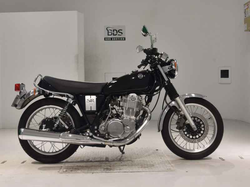 Yamaha SR400 2020