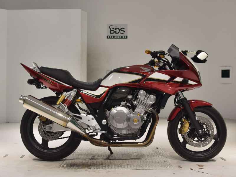 Honda CB400 Super Boldor 2013