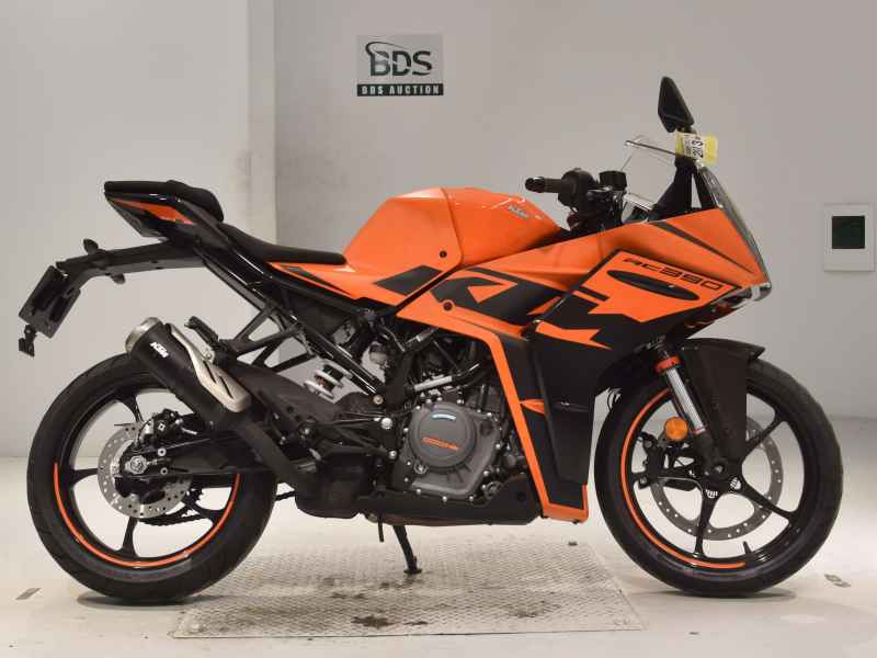 KTM RC390 2022