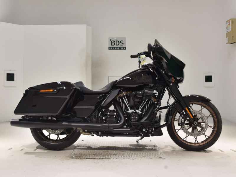 Harley-Davidson FLHXST1920 2023