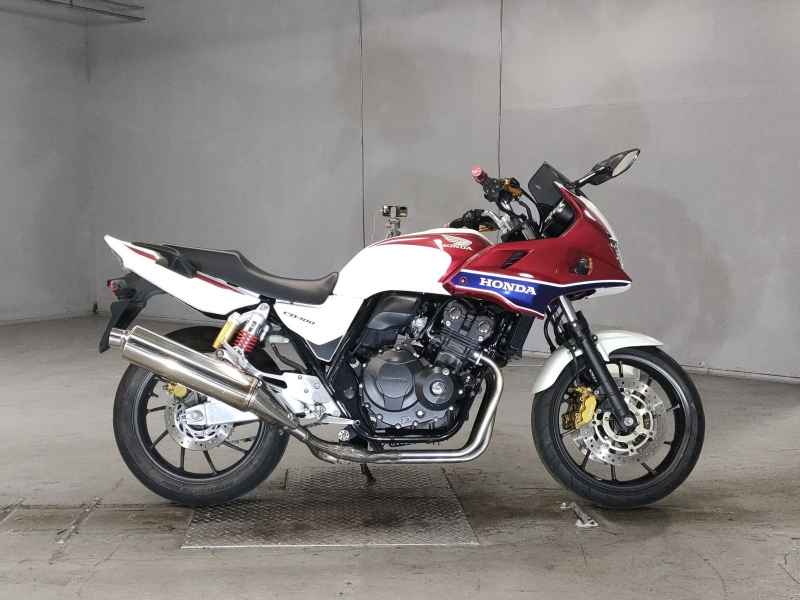 Honda CB400 Super Boldor 2014