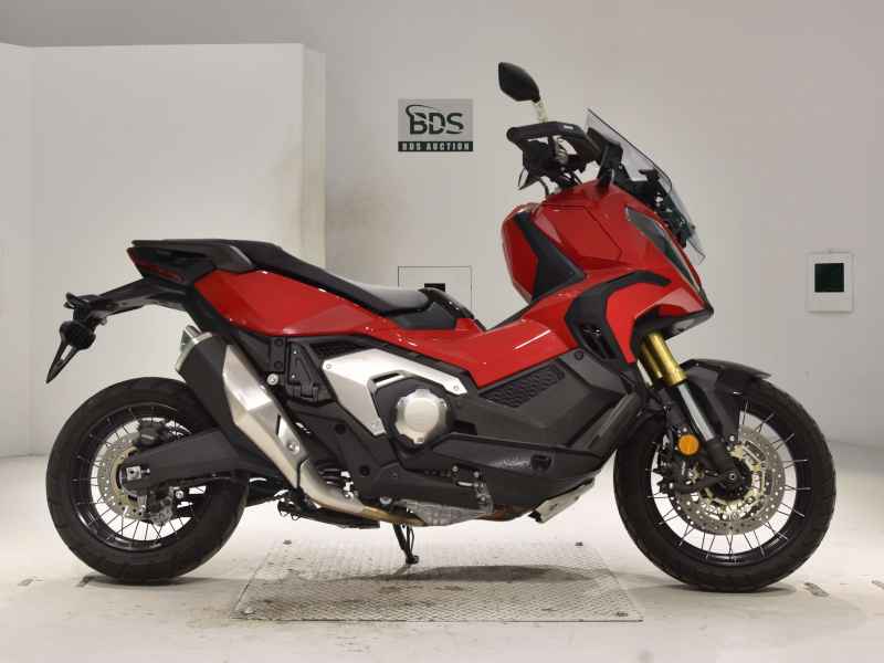 Honda X-ADV750 2024