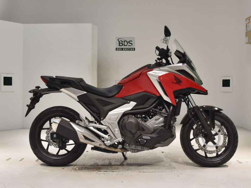 Honda NC750X 2021