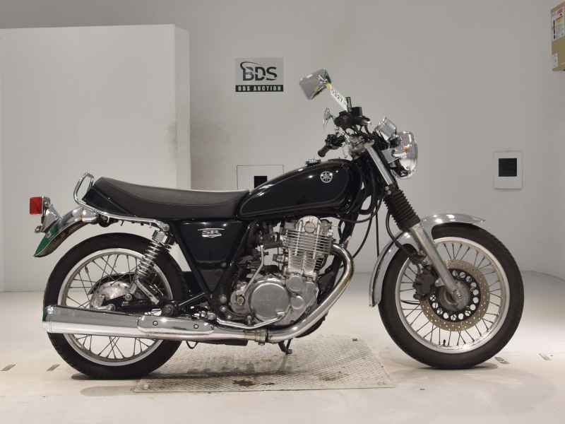 Yamaha SR400 2018