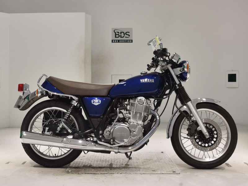 Yamaha SR400 2021