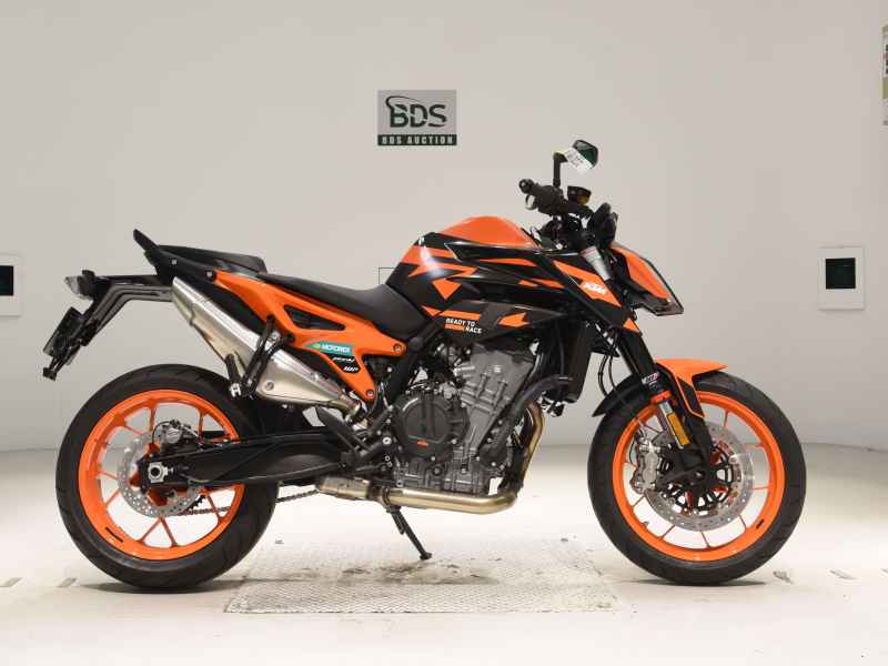 KTM 890 Duke GP 2025