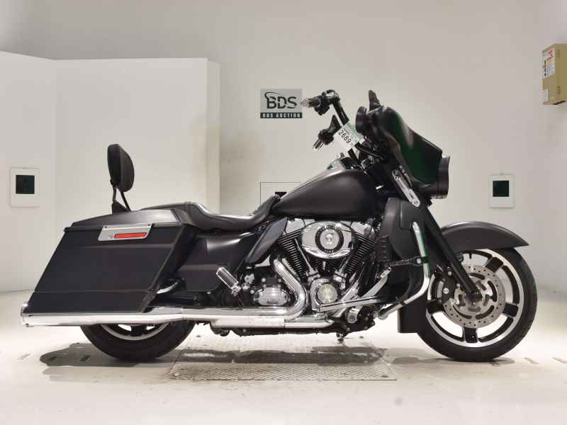 Harley-Davidson FLHX1580 2011