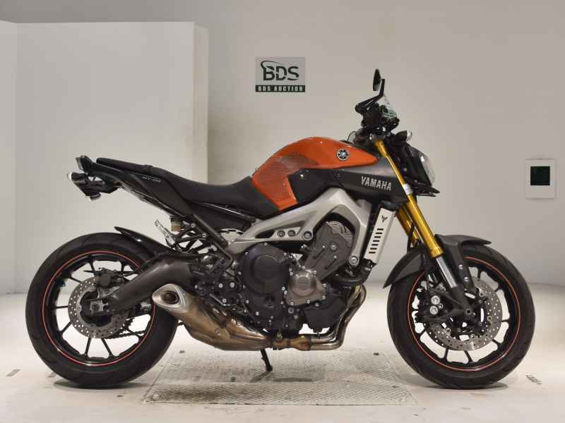 Yamaha MT-09 2015