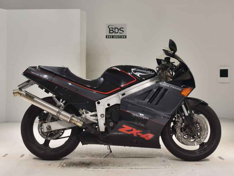 Kawasaki ZX-4 1988