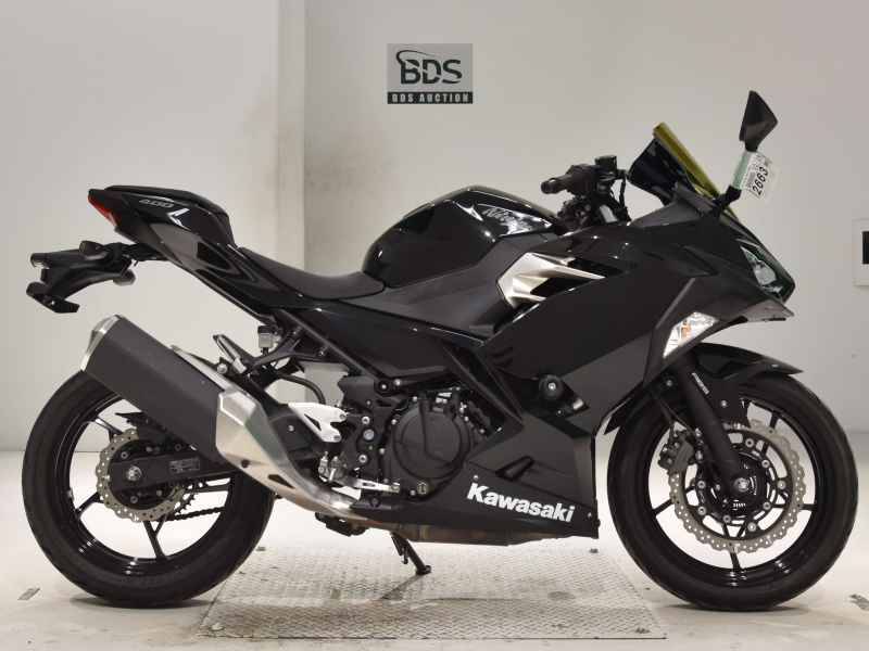 Kawasaki Ninja 400 2018