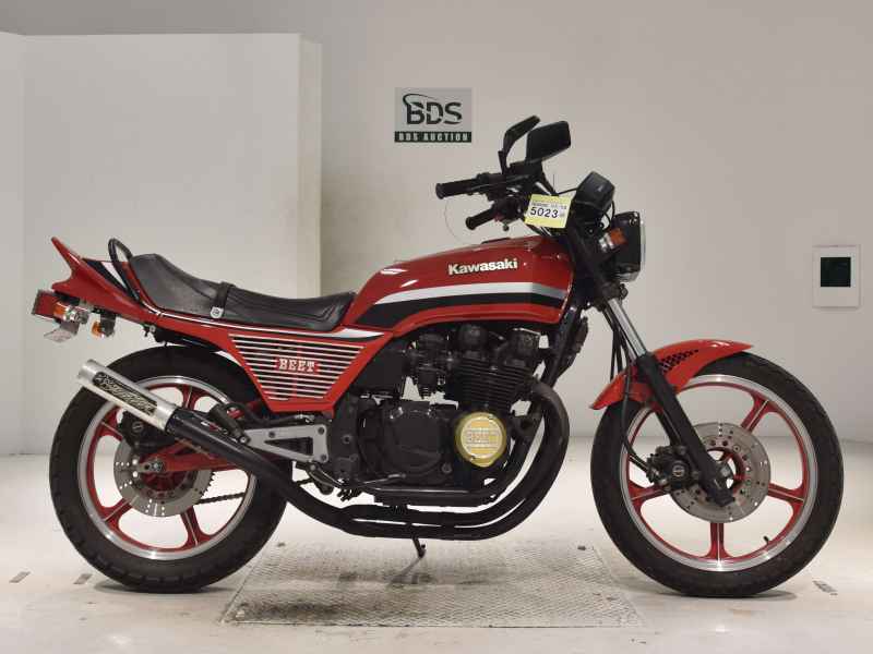 Kawasaki Z550GP 2021