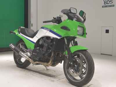 Kawasaki GPZ900R 2002