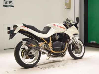 Suzuki GSX750S Katana 1986