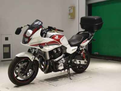 Honda CB1300 Super Boldor 2011