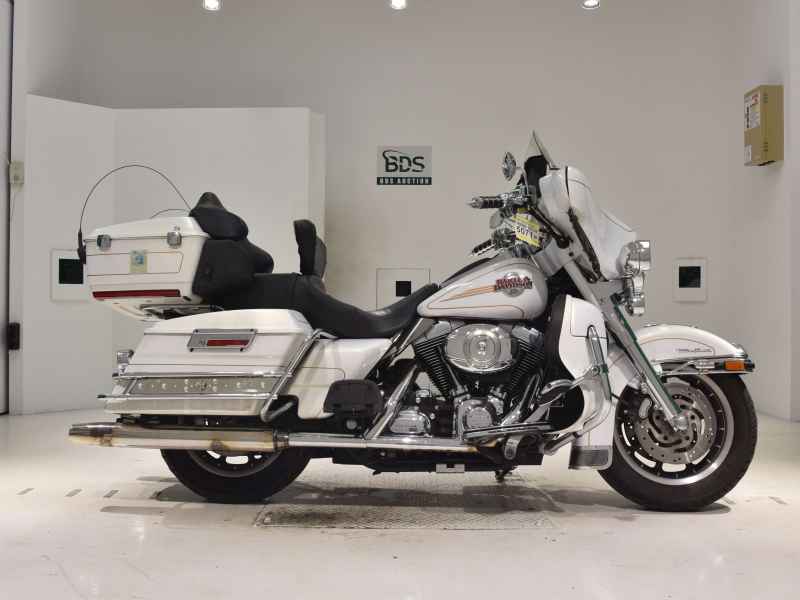 Harley-Davidson FLHTCU1580 2006