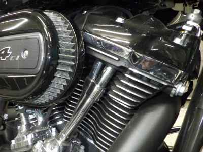 Harley-Davidson FLTRXS1870 2022