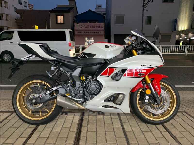 Yamaha YZF-R7 2022