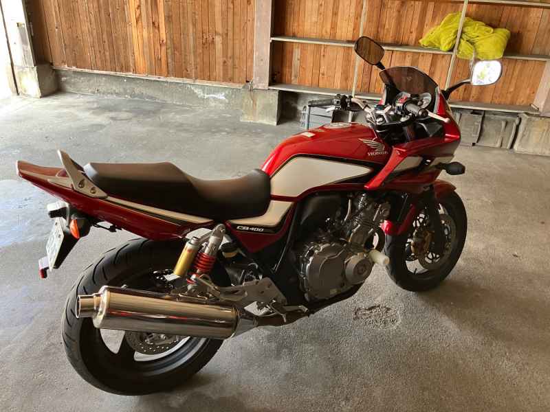 Honda CB400 Super Boldor 2013