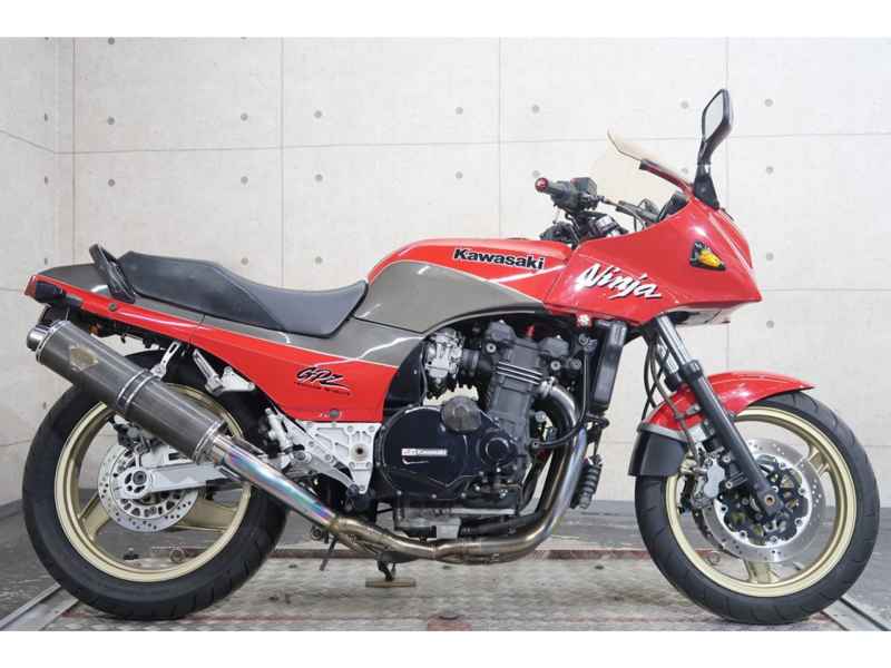 Kawasaki GPZ900R 1992