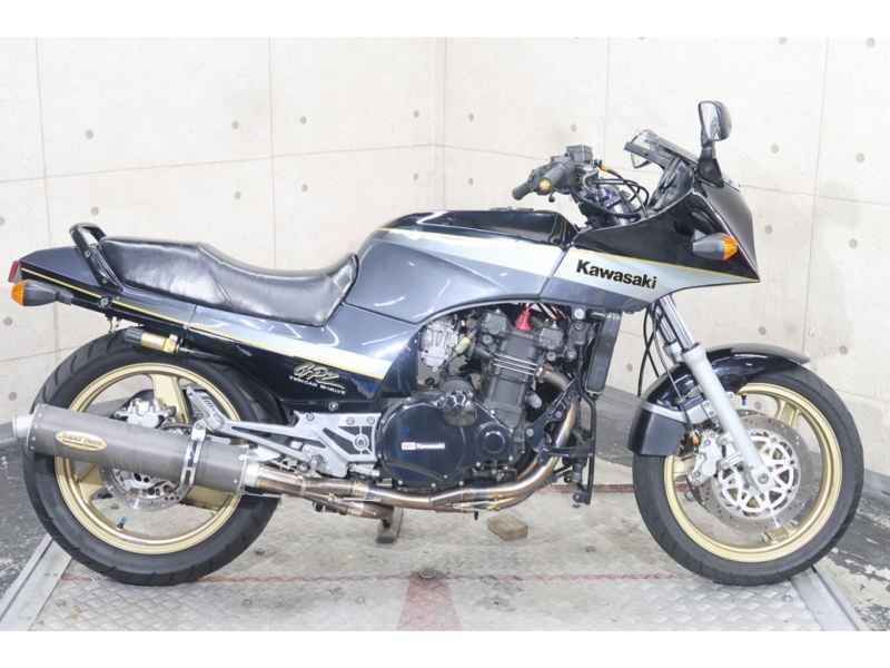 Kawasaki GPZ900R 1993