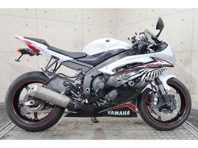 Yamaha YZF-R6 2021