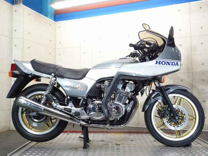 Honda CB900 Boldor 2022