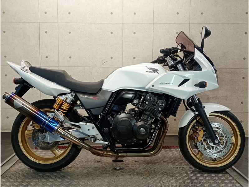 Honda CB400 Super Boldor 2013