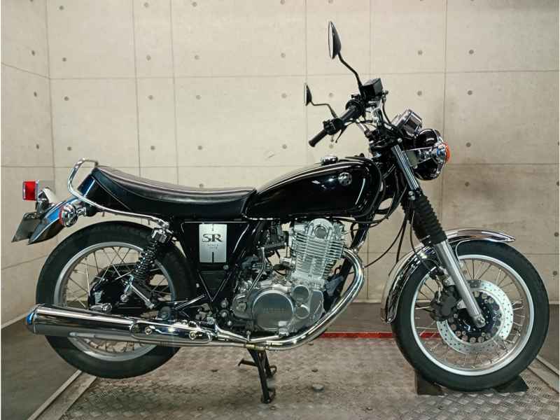 Yamaha SR400 2019