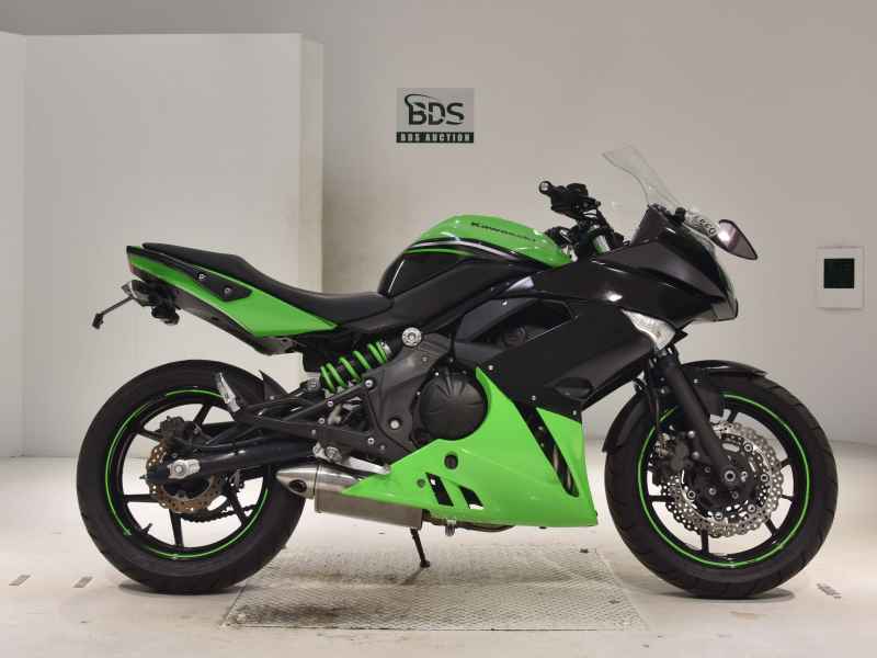 Kawasaki Ninja 400R 2011