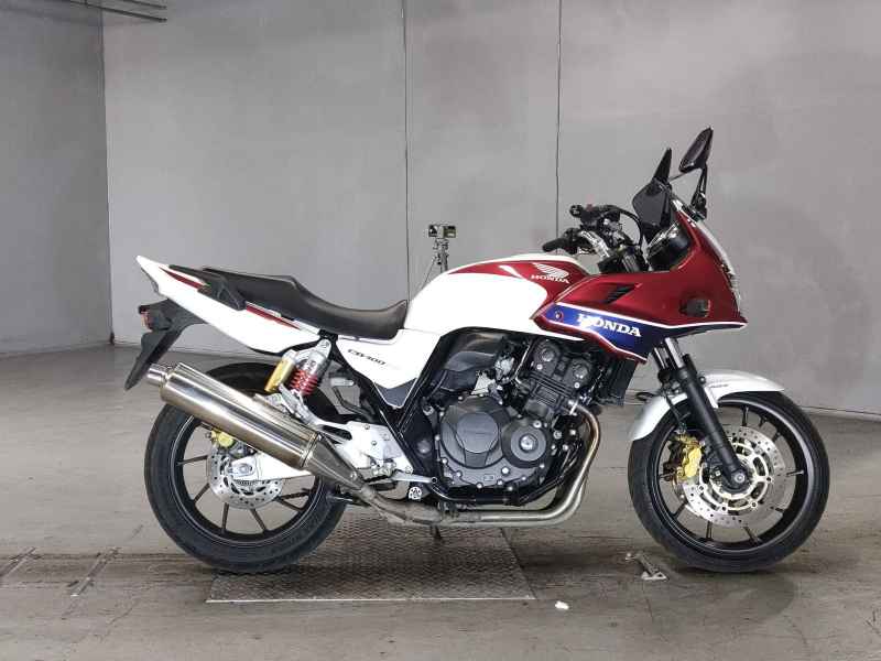 Honda CB400 Super Boldor 2014